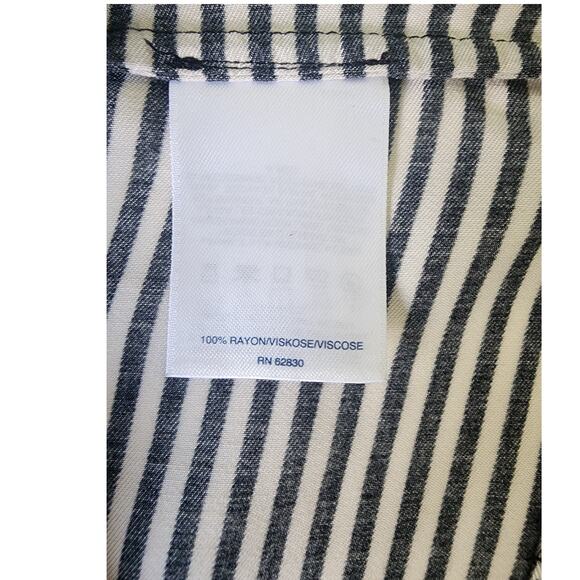 Canvas by Lands End‎ Black Stripe Blouse Womens 4 - Picture 8 of 9